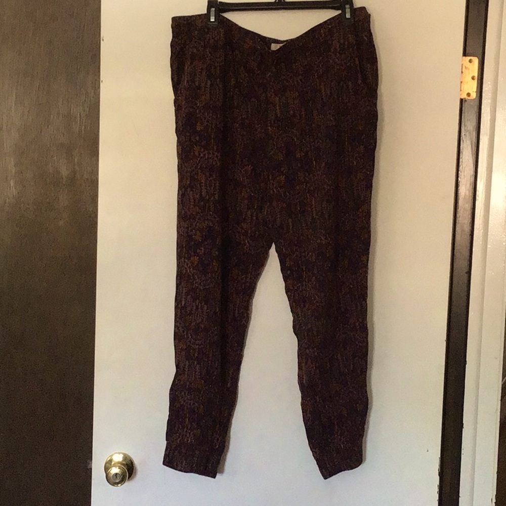 Printed pants
